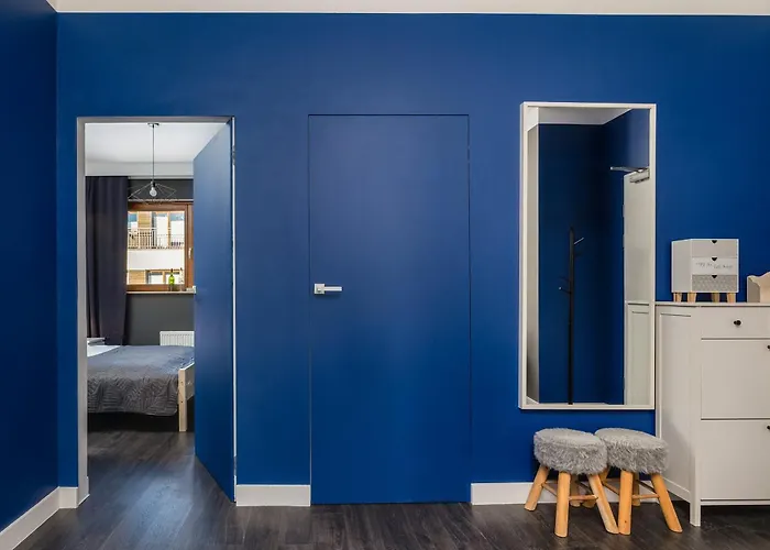 شقة Mysterious Blue With Two Bedrooms And Balcony In By Renters *